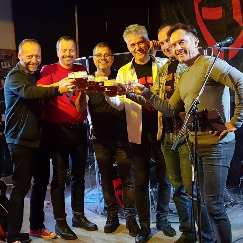 Členové - Pop-rocková skupina Čedič